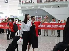 美国女足国家队再度称霸比赛结果